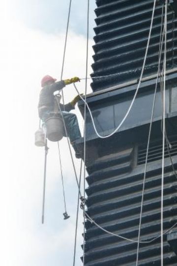 深圳报考高空作业证需要多少钱深圳每个区都可以考高空证吗