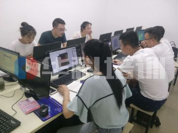 潍坊学电脑办公软件数据表格文档幻灯片MS专业华科培训学校